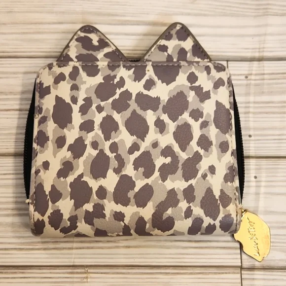 Womens Betsey Johnson Luv Betsey leopard print small cat wallet. - Picture 3 of 11